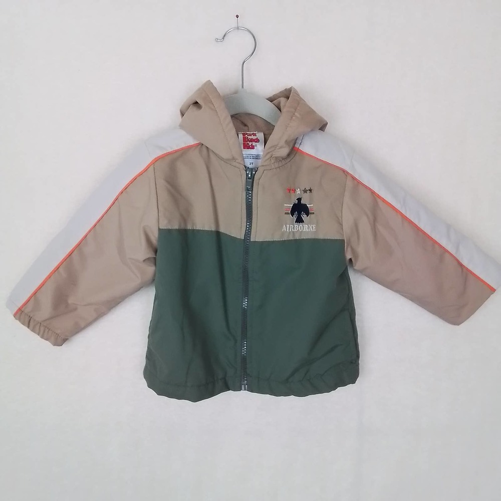 Park Beach Kids Fleece Lined Coat Size 2T‎ in Tan, Green w/ Patriotic Theme